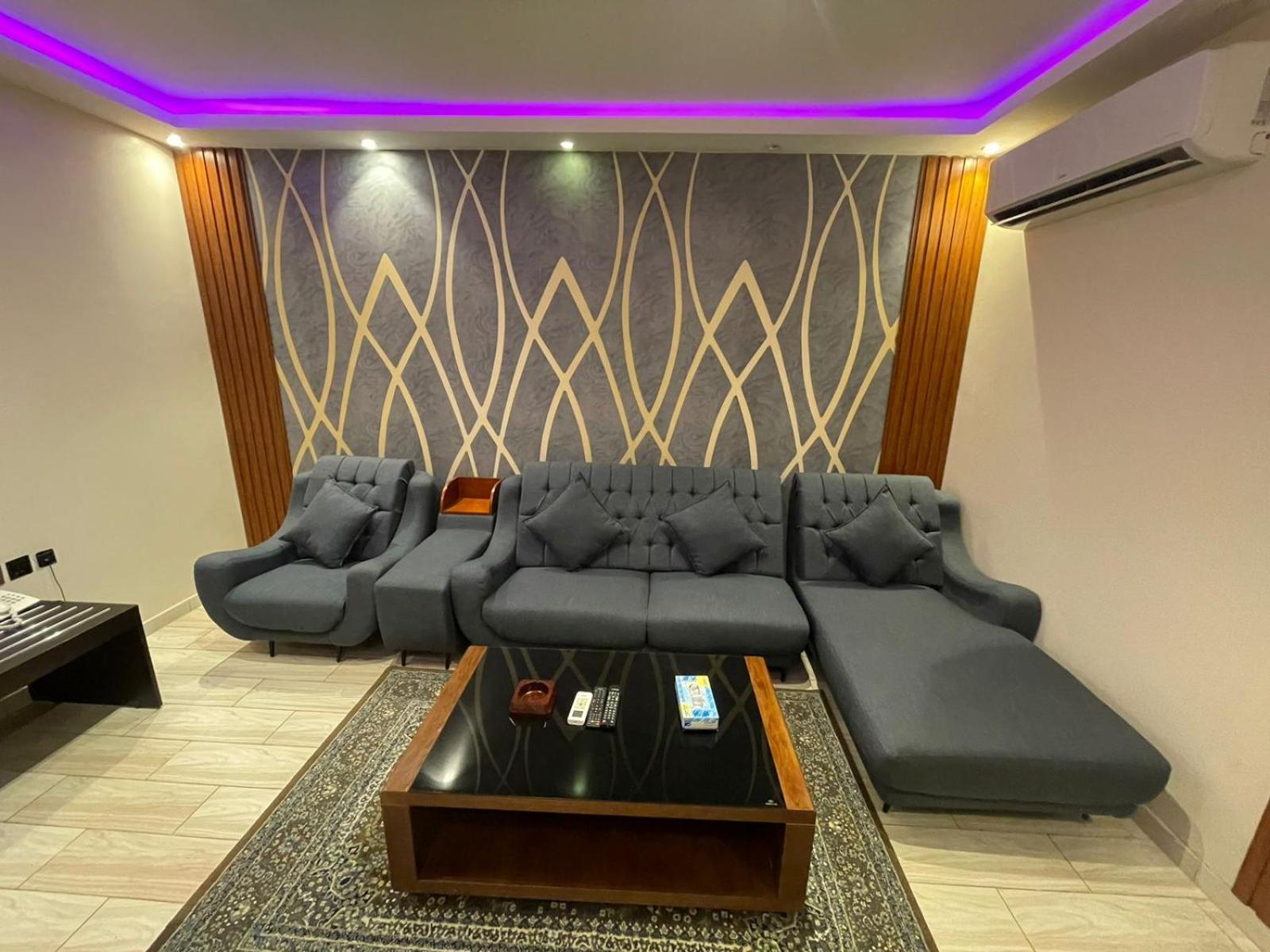 Nourth House Aparthotel 알 쿠라이야트 외부 사진