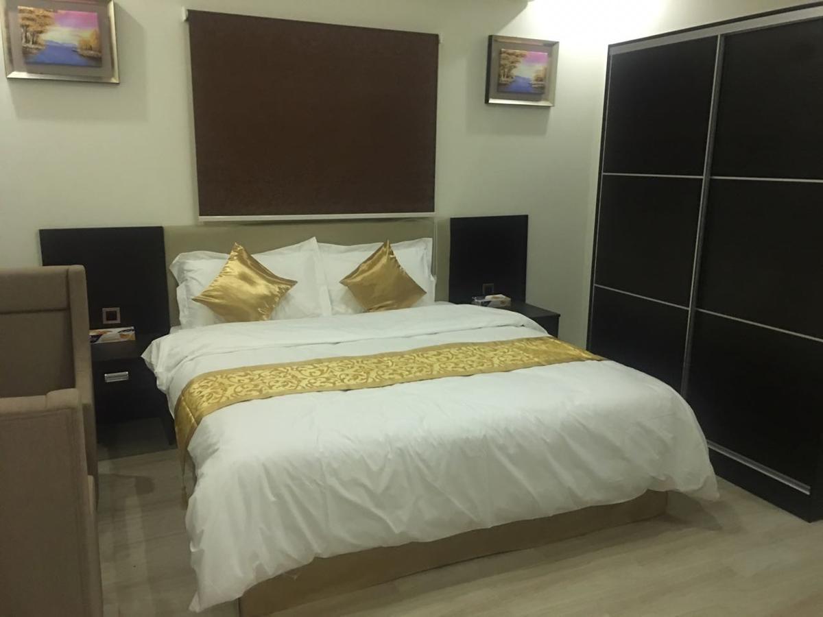 Nourth House Aparthotel 알 쿠라이야트 외부 사진